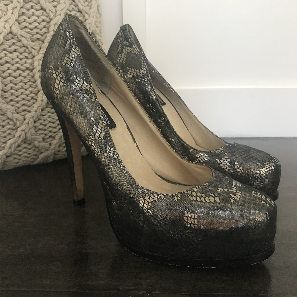 Chinese Laundry Platform Heels